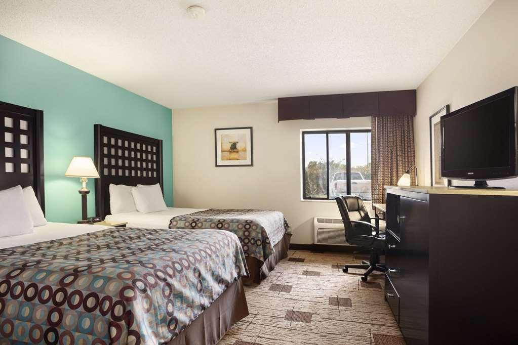 Days Inn By Wyndham Fort Smith Phòng bức ảnh
