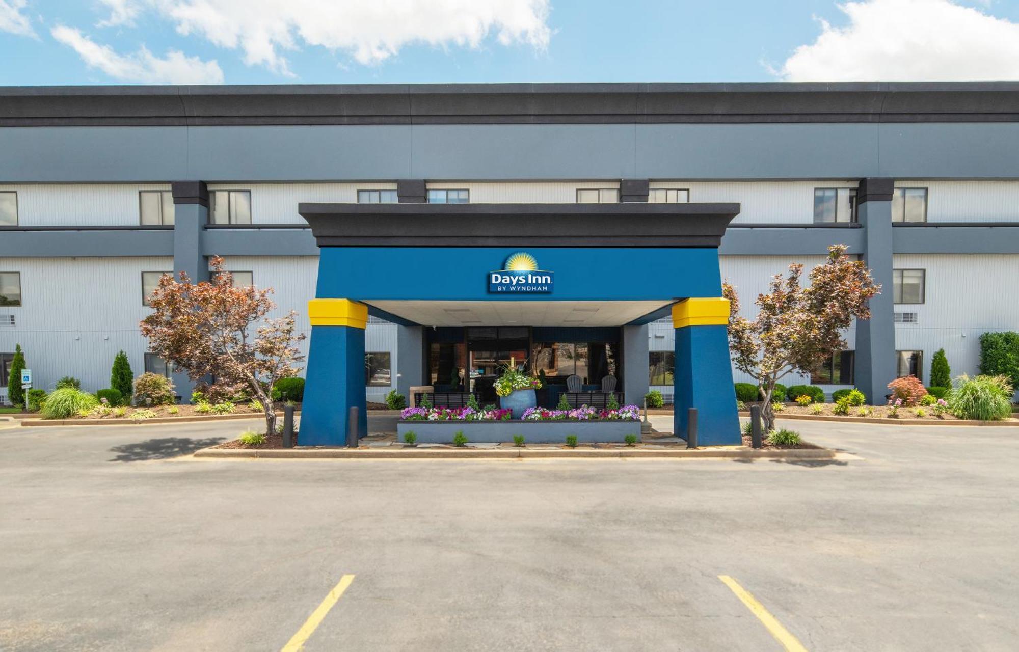 Days Inn By Wyndham Fort Smith Ngoại thất bức ảnh